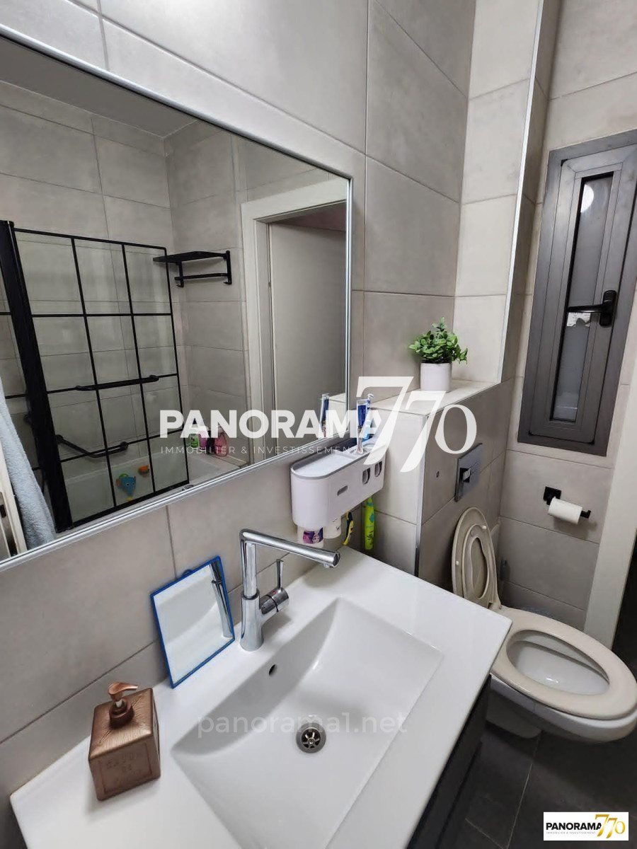 Apartamento 4 cômodos Ascalão Barnea 233-IBL-1459