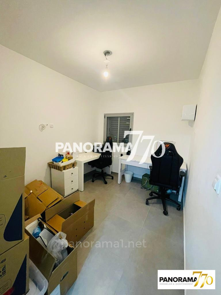 Apartamento 4 cômodos Ascalão Barnea 233-IBL-1477