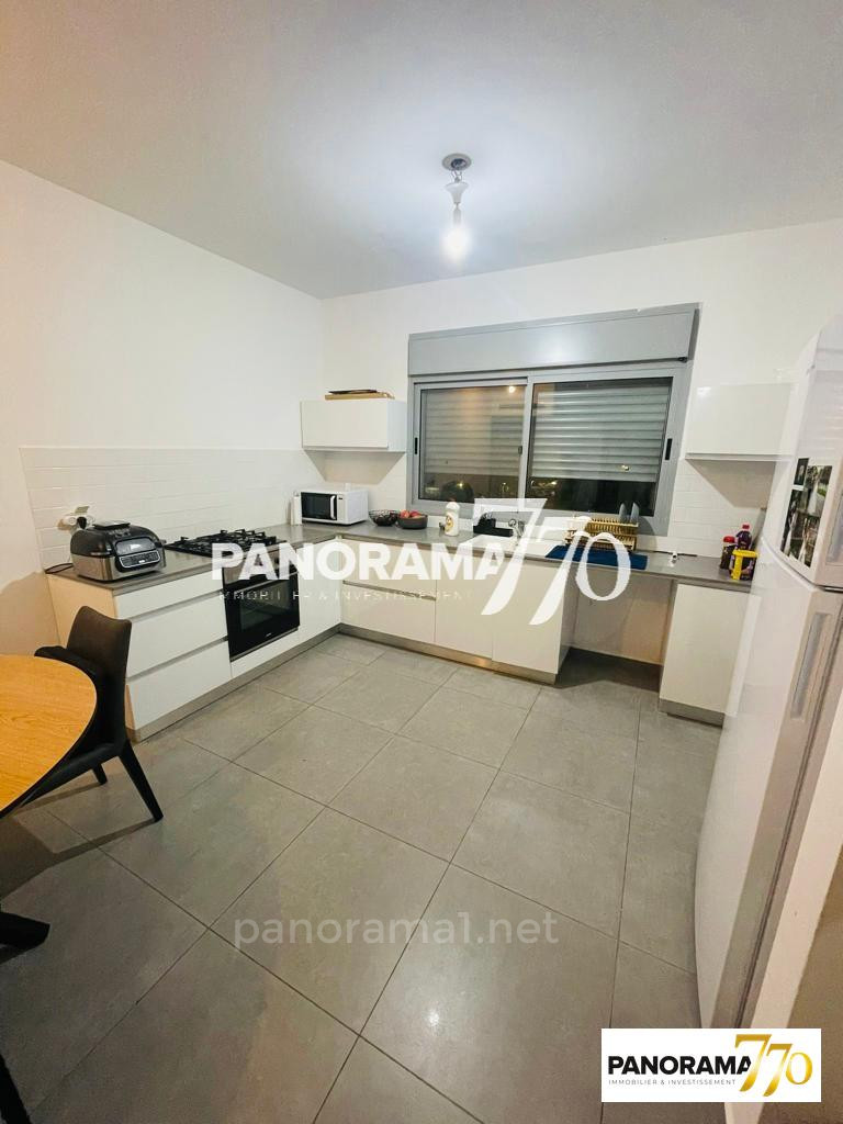 Apartamento 4 cômodos Ascalão Barnea 233-IBL-1477