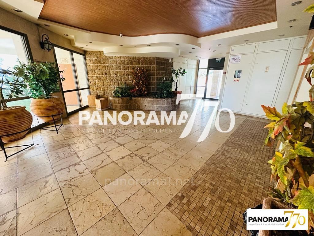 Apartamento 4 cômodos Ashdod City 233-IBL-1482