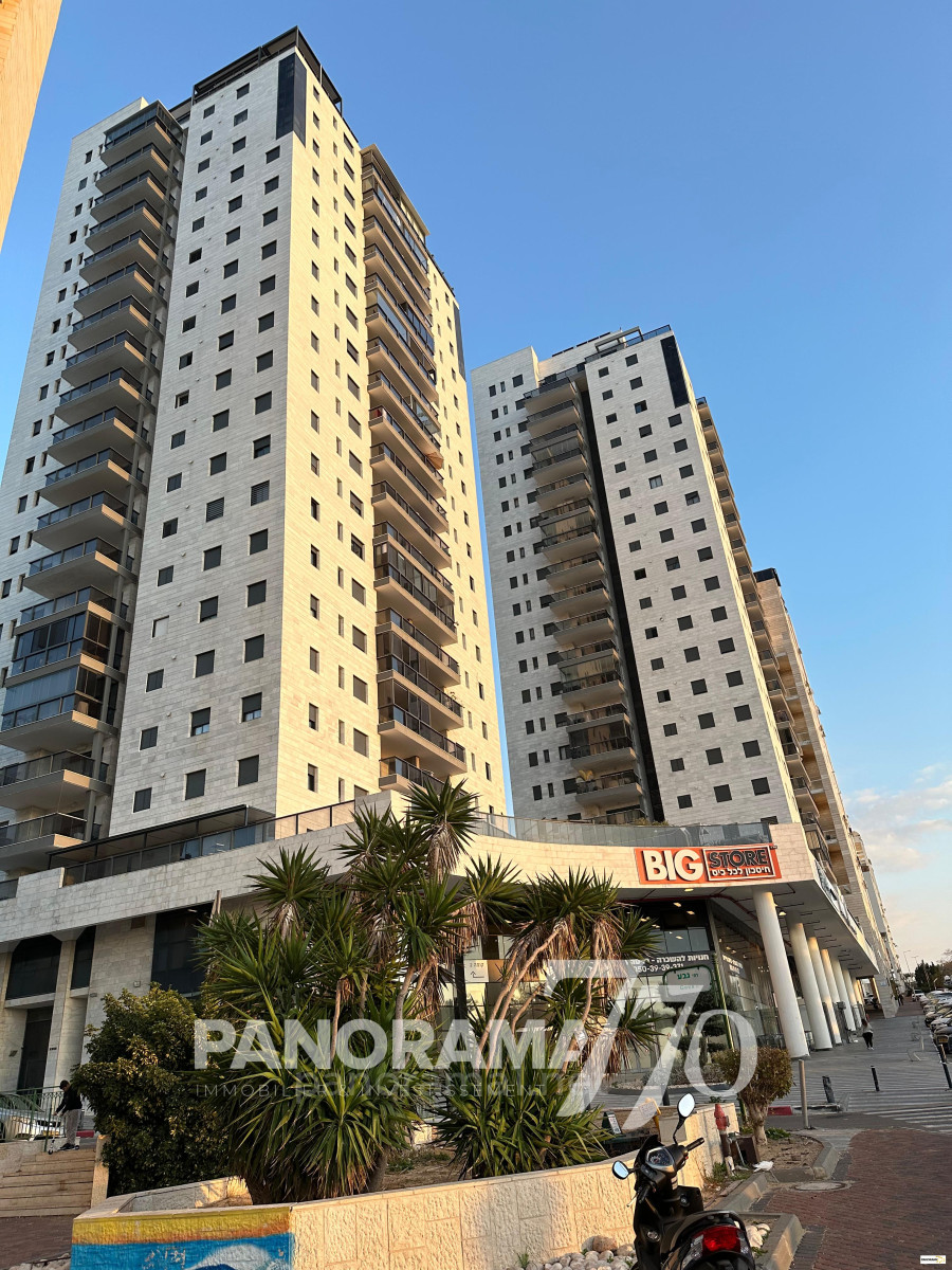 Apartamento 4 cômodos Ascalão City 233-IBL-1485