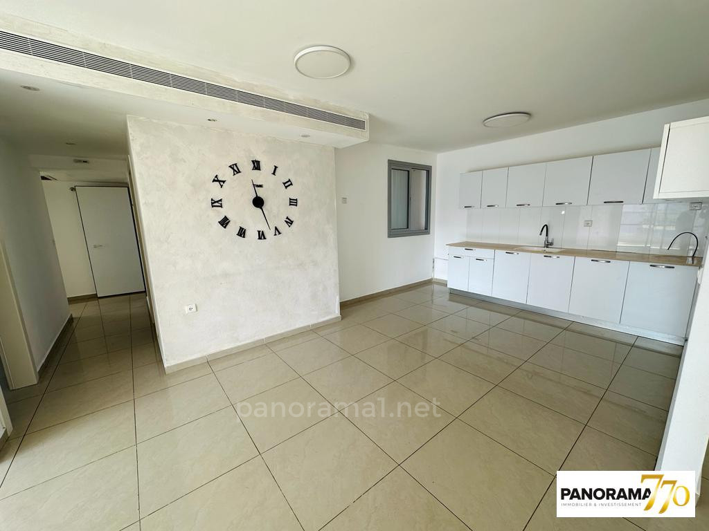 Apartamento 4 cômodos Ascalão Barnea 233-IBL-1488