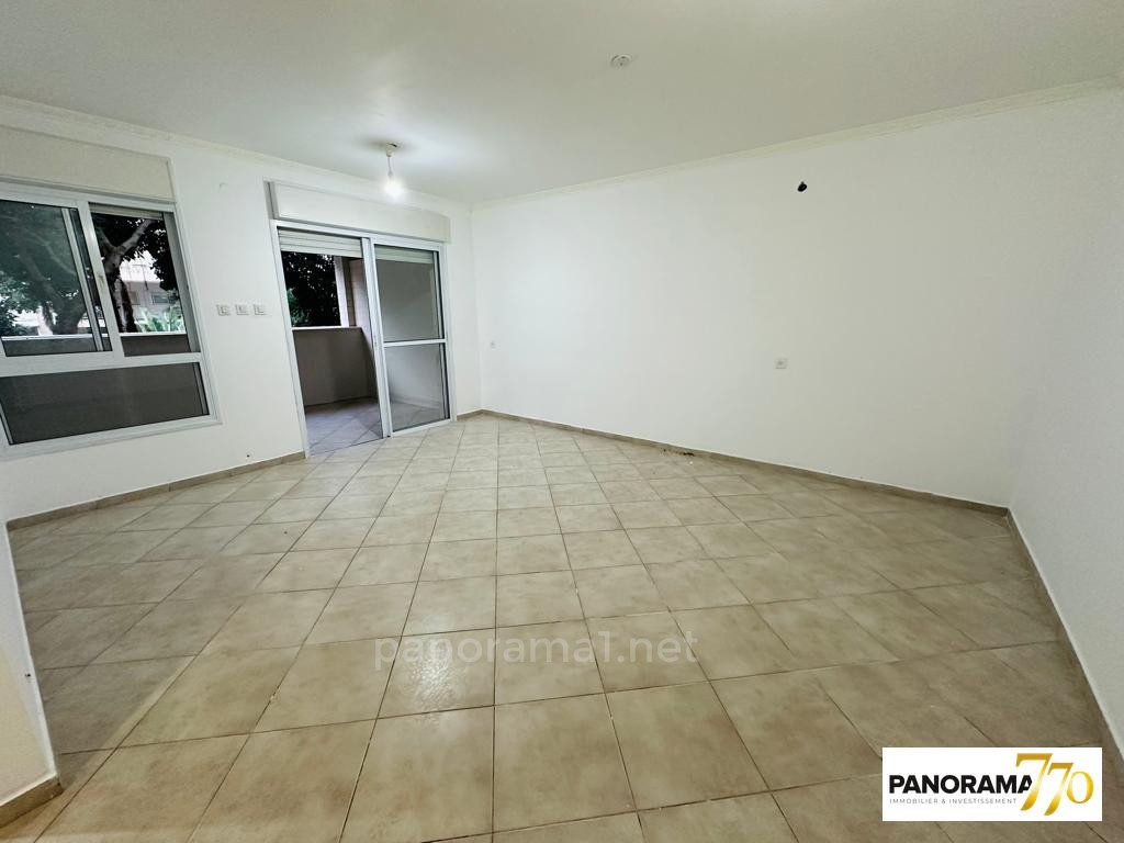 Apartamento 4 cômodos Ascalão Neve Ilan 233-IBL-1495