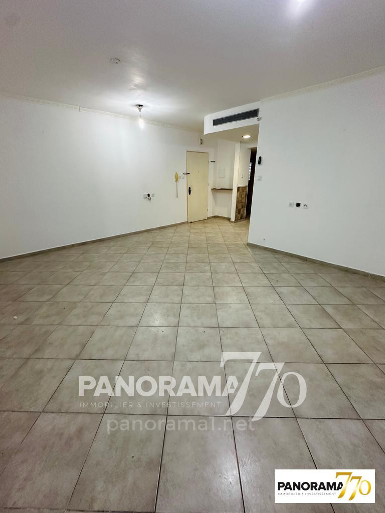 Apartamento 4 cômodos Ascalão Neve Ilan 233-IBL-1495