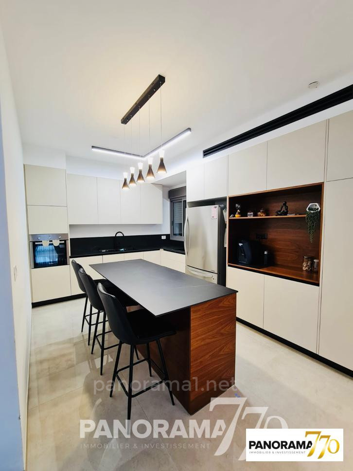 Cobertura 4.5 cômodos Ascalão Agamim 233-IBL-1497