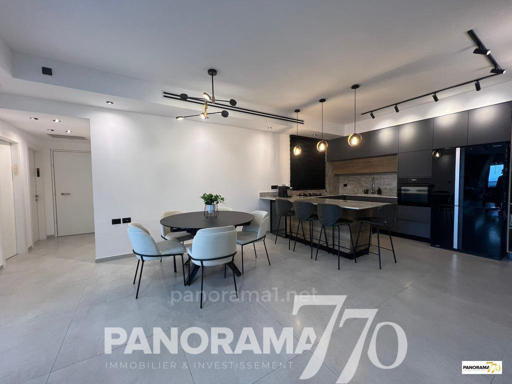 Apartamento 4 cômodos Ascalão Barnea 233-IBL-1507