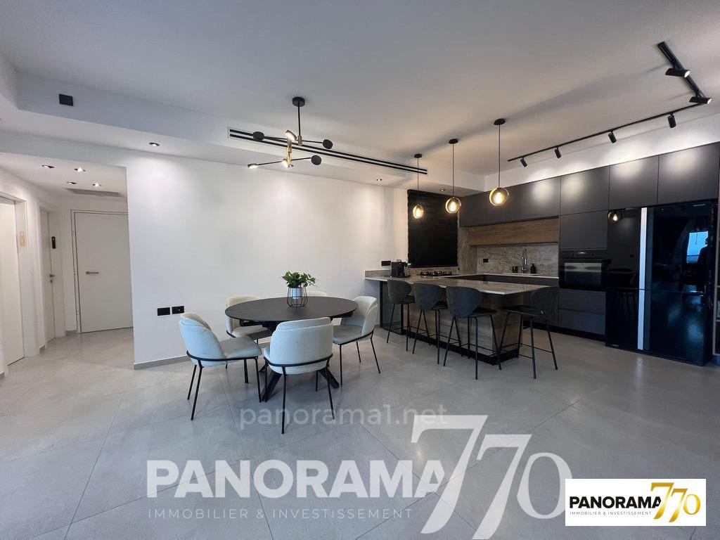 Apartamento 4 cômodos Ascalão Barnea 233-IBL-1507