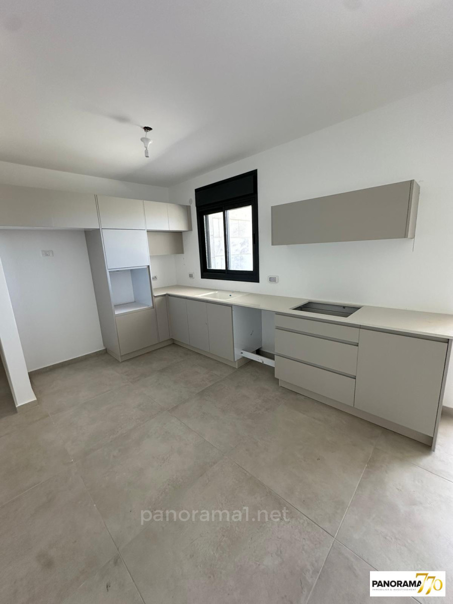 Apartamento 4 cômodos Ascalão Marina 233-IBL-1530
