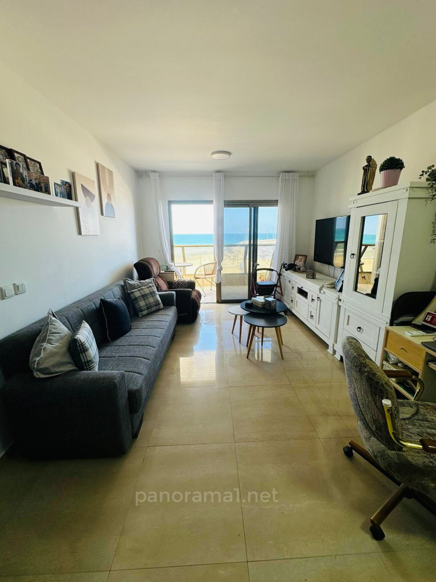 Apartamento 3 cômodos Ascalão Marina 233-IBL-1533