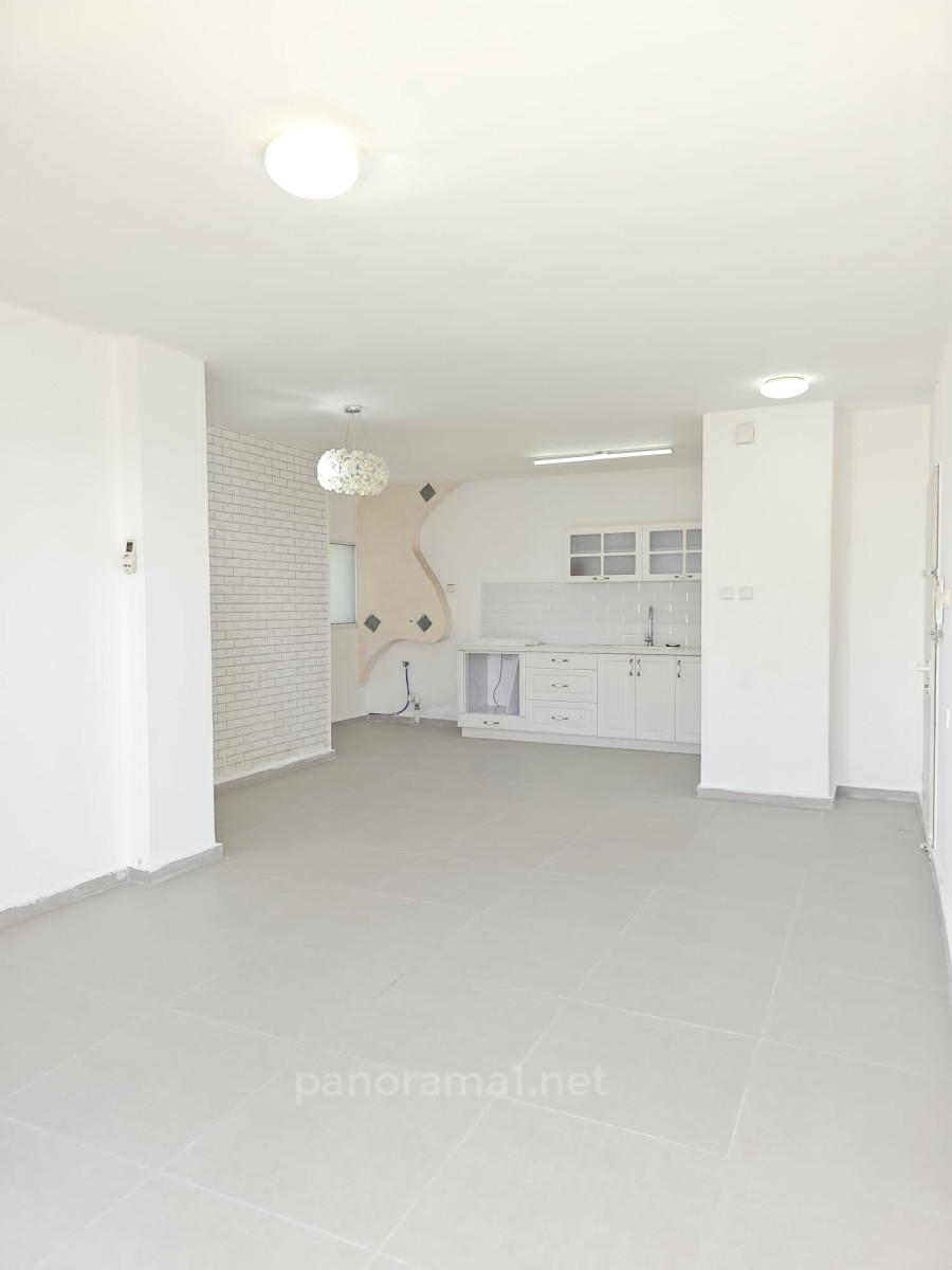 Apartamento 3 cômodos Ascalão Neot 233-IBL-1534