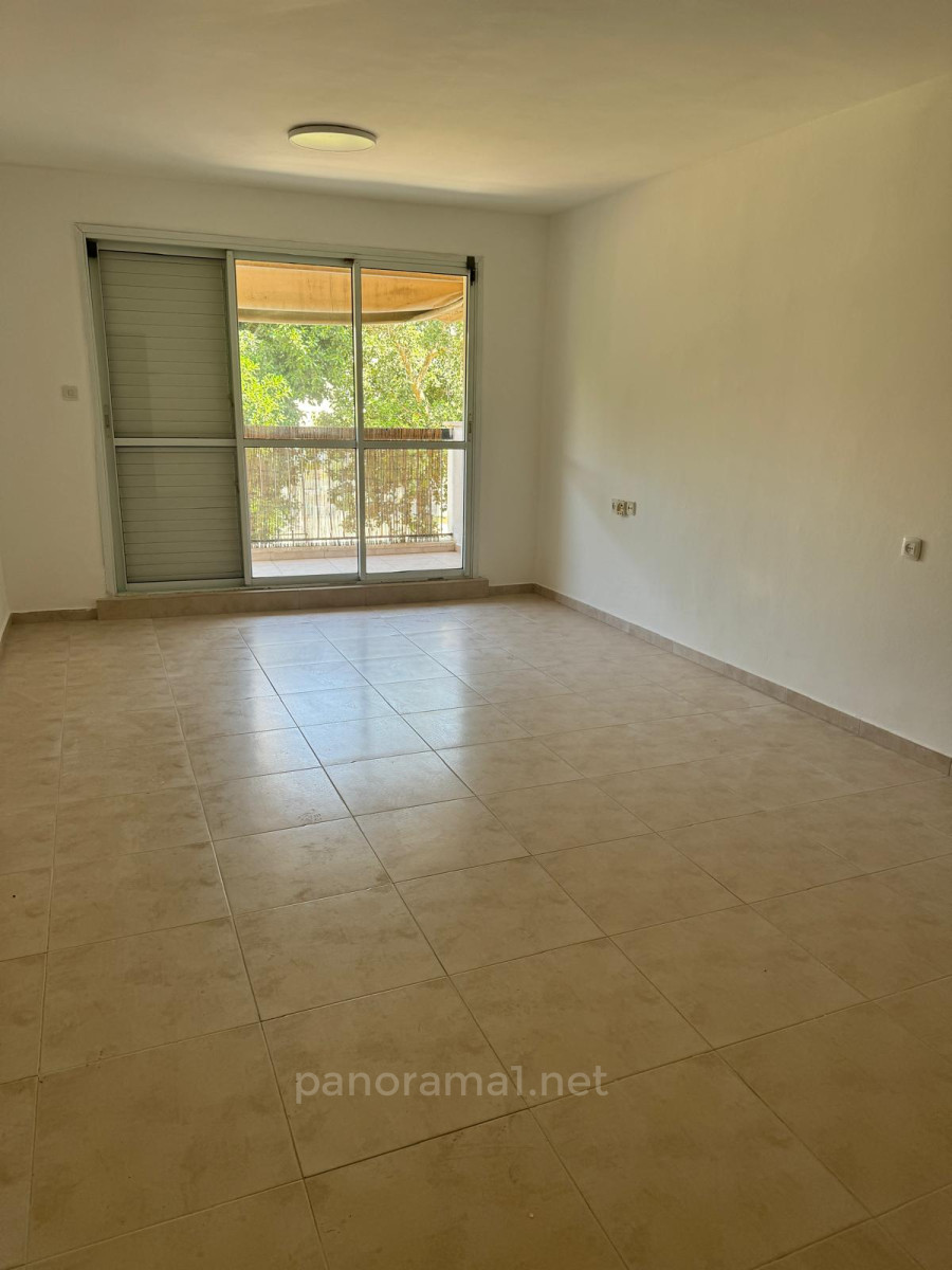 Apartamento 3 cômodos Ascalão Neve Dkalim 233-IBL-1535
