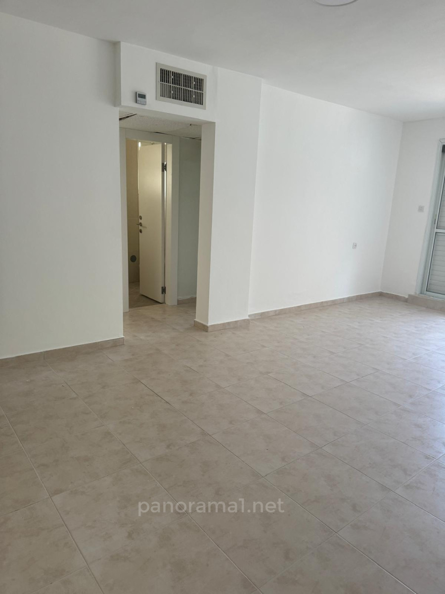 Apartamento 3 cômodos Ascalão Neve Dkalim 233-IBL-1535