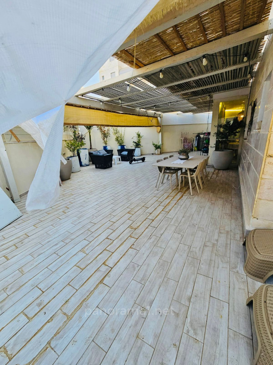 Apartamento garden 5.5 cômodos Netivot Maarav 233-IBL-1536