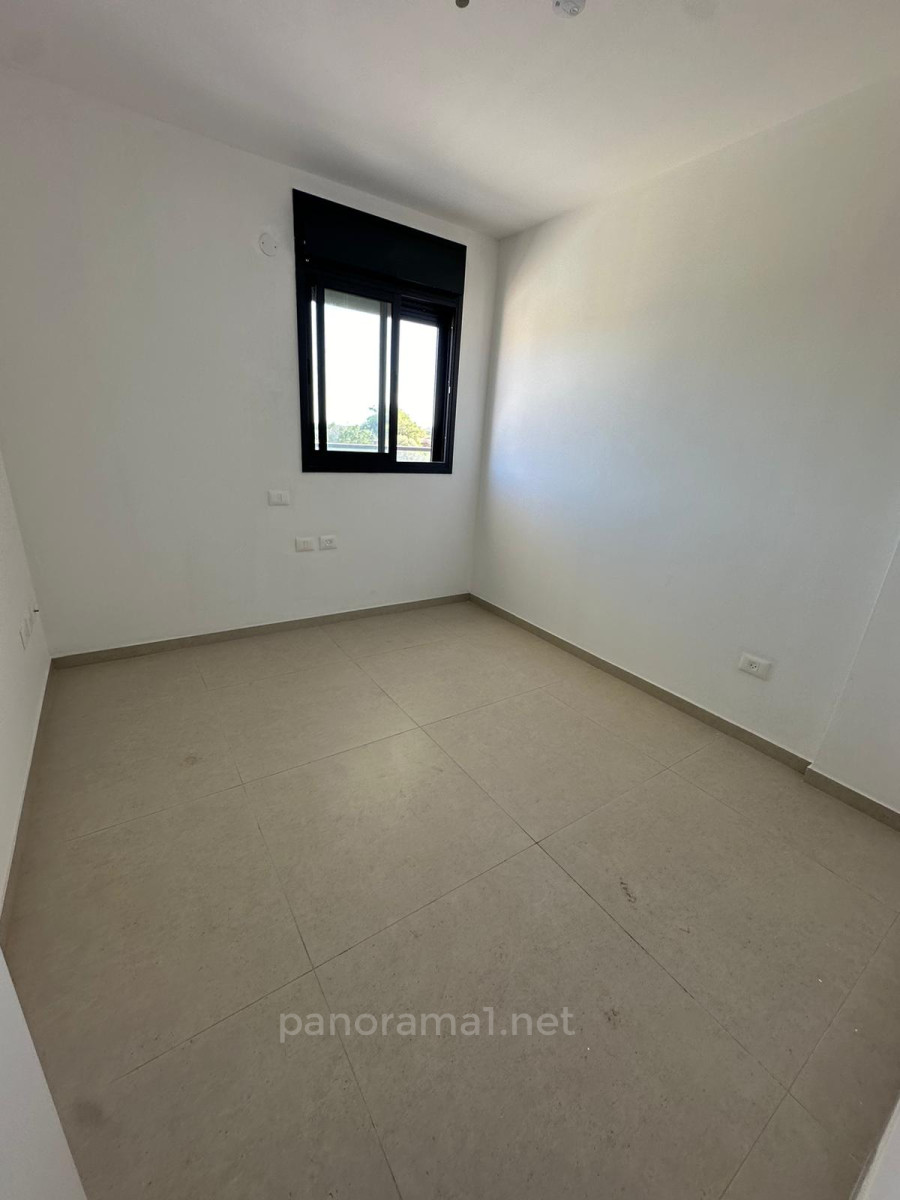 Apartamento 4 cômodos Ascalão Agamim 233-IBL-1539