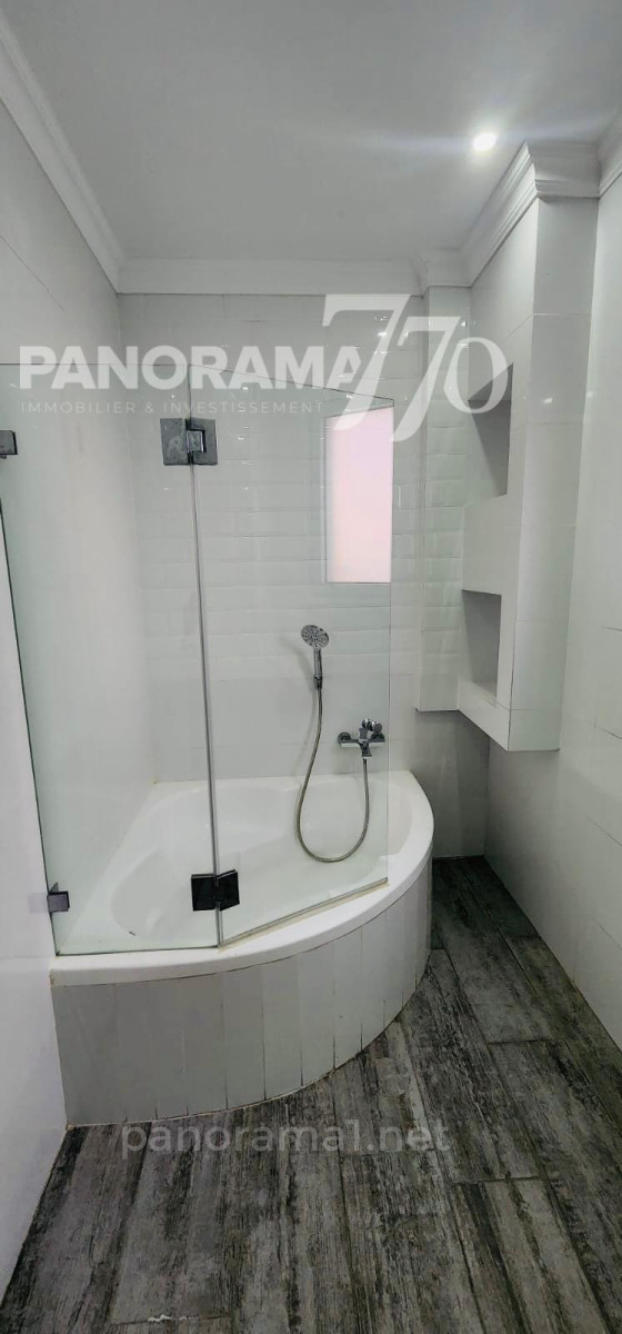 Cobertura 5.5 cômodos Ascalão Barnea 233-IBL-1541