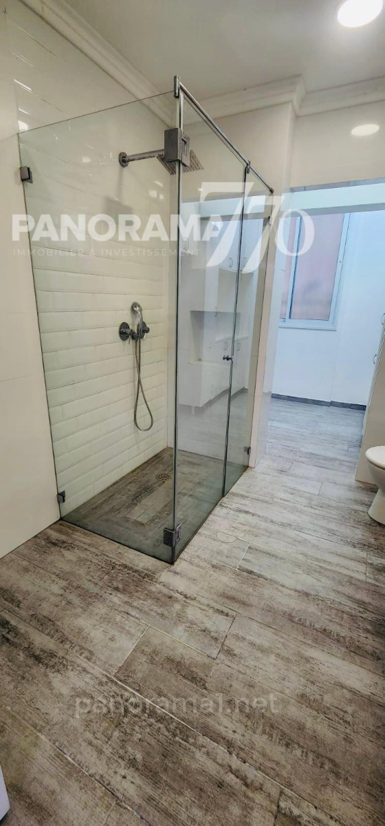 Cobertura 5.5 cômodos Ascalão Barnea 233-IBL-1541