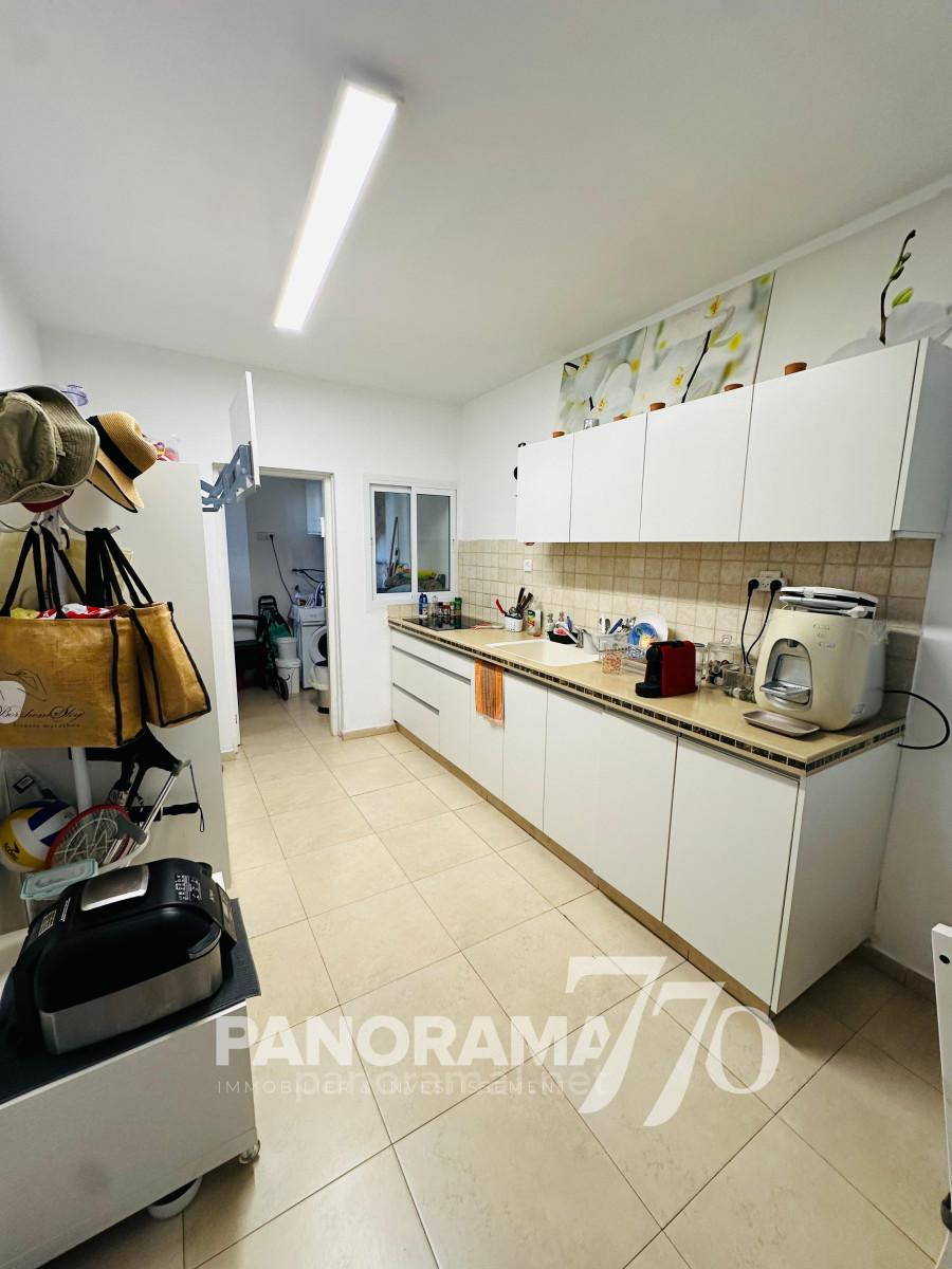 Apartamento 3 cômodos Ascalão Afridar 233-IBL-1554
