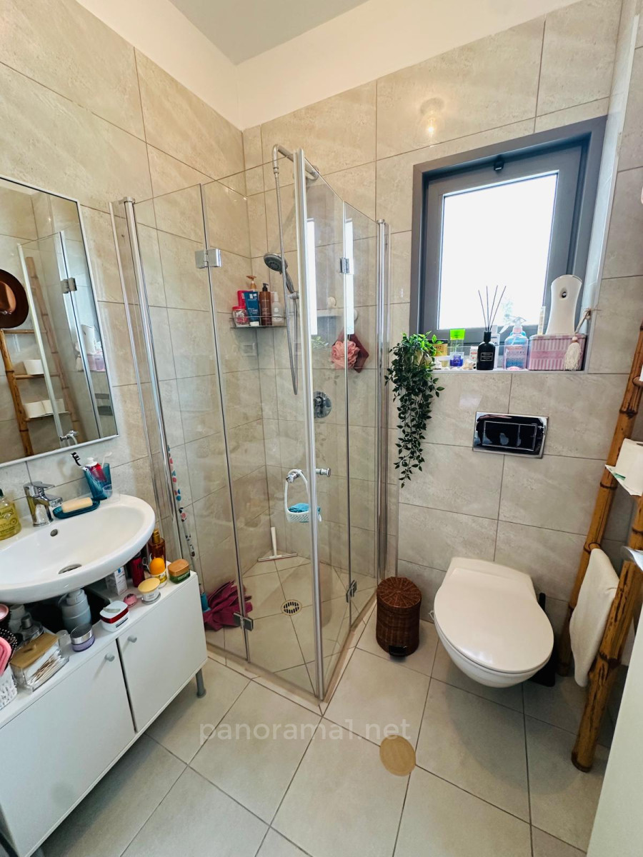 Apartamento 4 cômodos Ascalão Agamim 233-IBL-1572