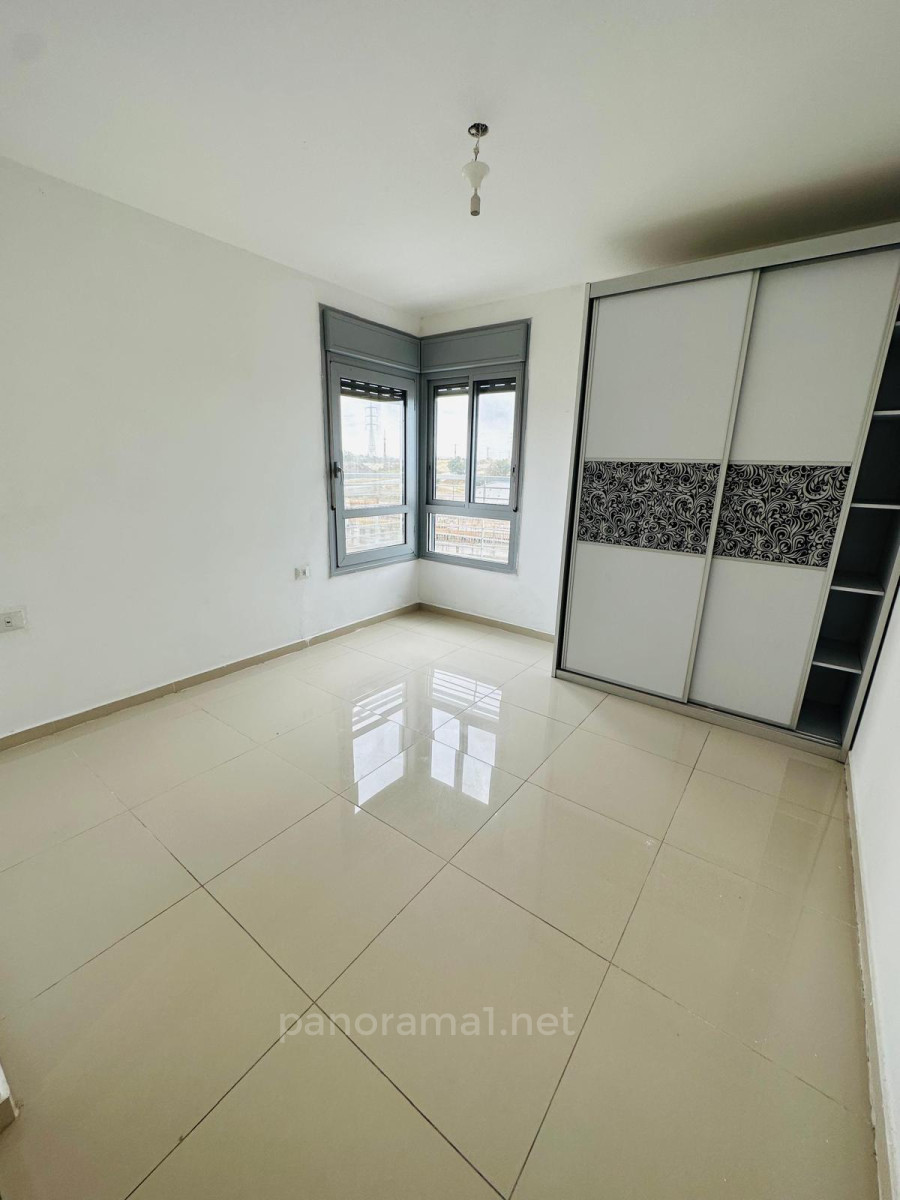 Apartamento 4 cômodos Ascalão Agamim 233-IBL-1574