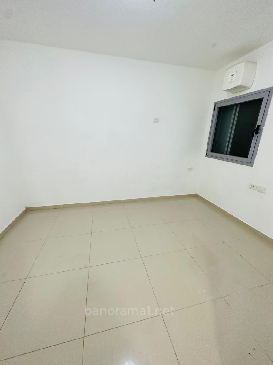Apartamento 4 cômodos Ascalão Agamim 233-IBL-1574