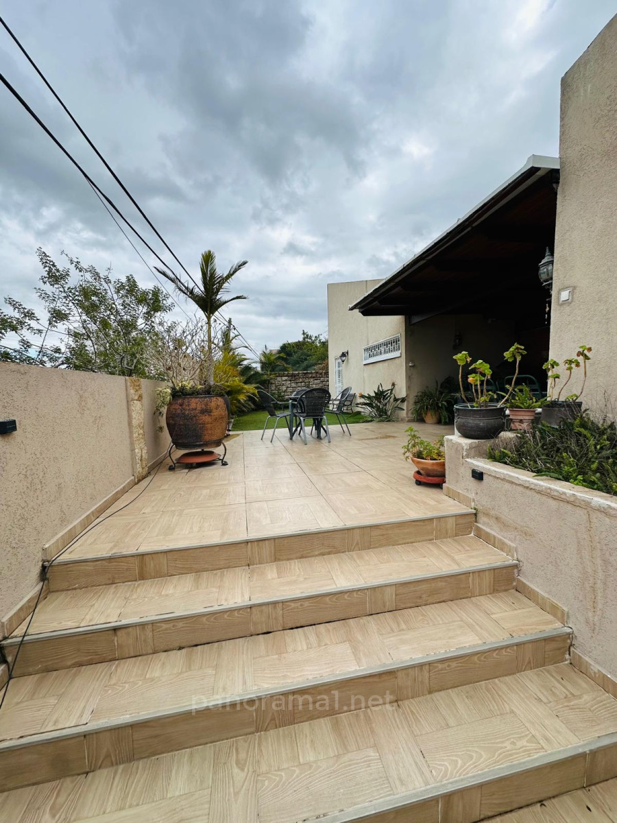 Casarão 6 cômodos Ascalão Afridar 233-IBL-1580