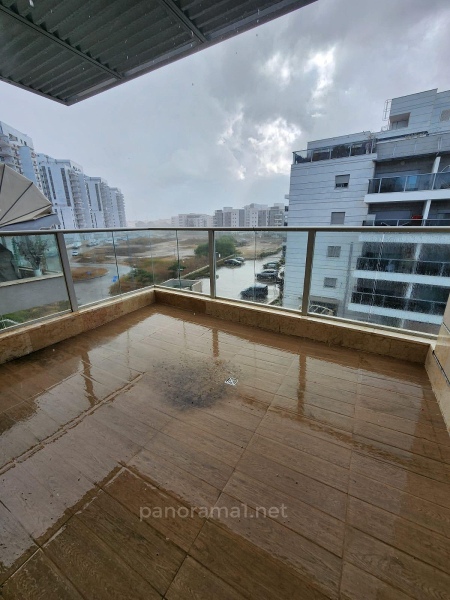 Apartamento 4 cômodos Ascalão Agamim 233-IBL-1582