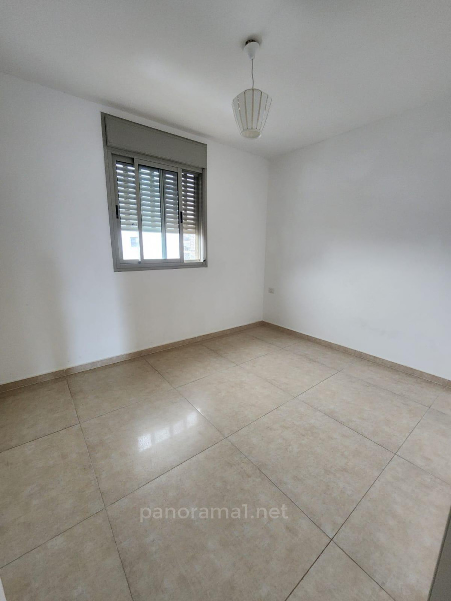 Apartamento 4 cômodos Ascalão Agamim 233-IBL-1582