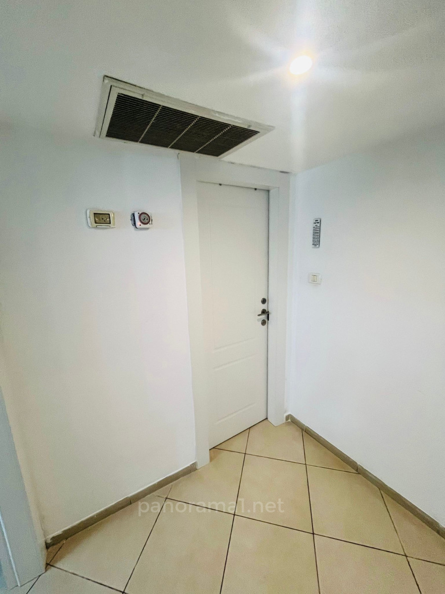 Apartamento 5 cômodos Ashdod City 233-IBL-1595