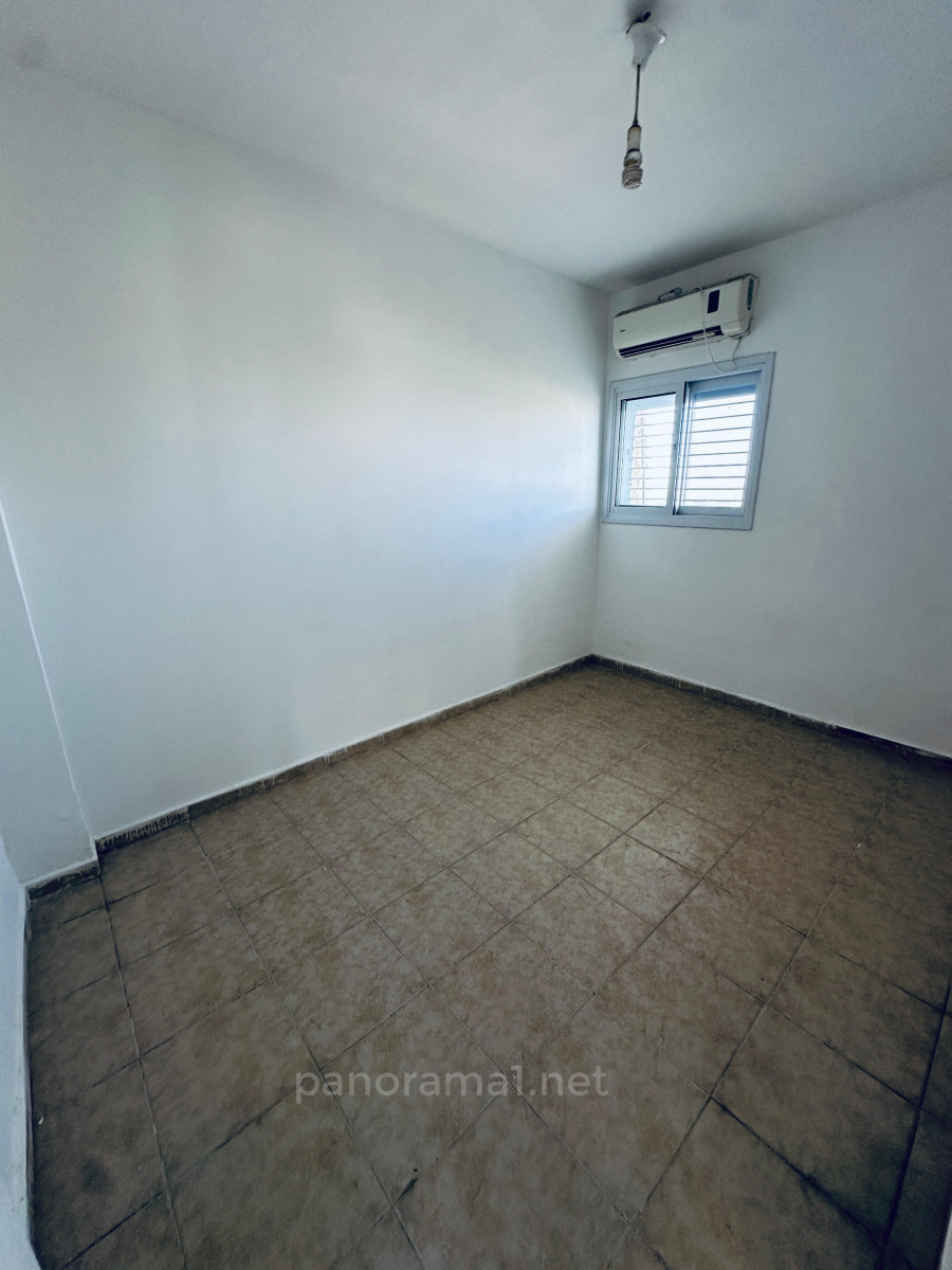 Apartamento 3 cômodos Ascalão Neot 233-IBL-1599