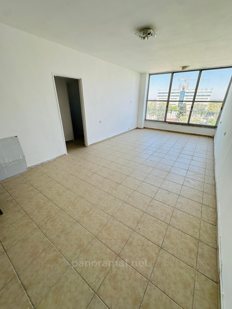 Apartamento 3 cômodos Ascalão Neot 233-IBL-1599