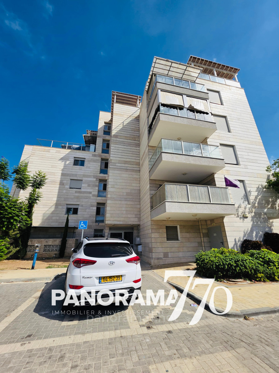 Apartamento 4 cômodos Ascalão Agamim 233-IBL-1600