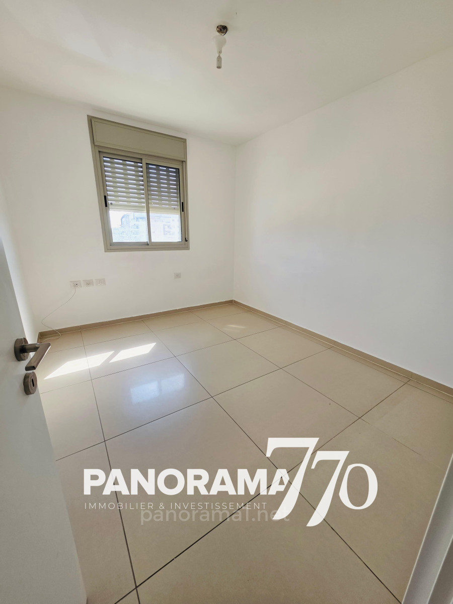 Apartamento 4 cômodos Ascalão Agamim 233-IBL-1600