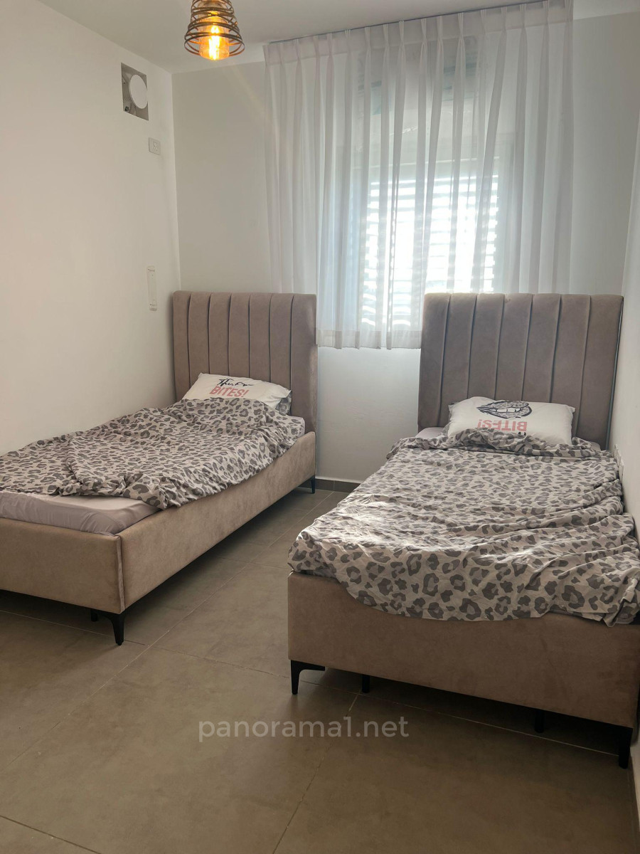 Apartamento 4 cômodos Ascalão Agamim 233-IBL-1605