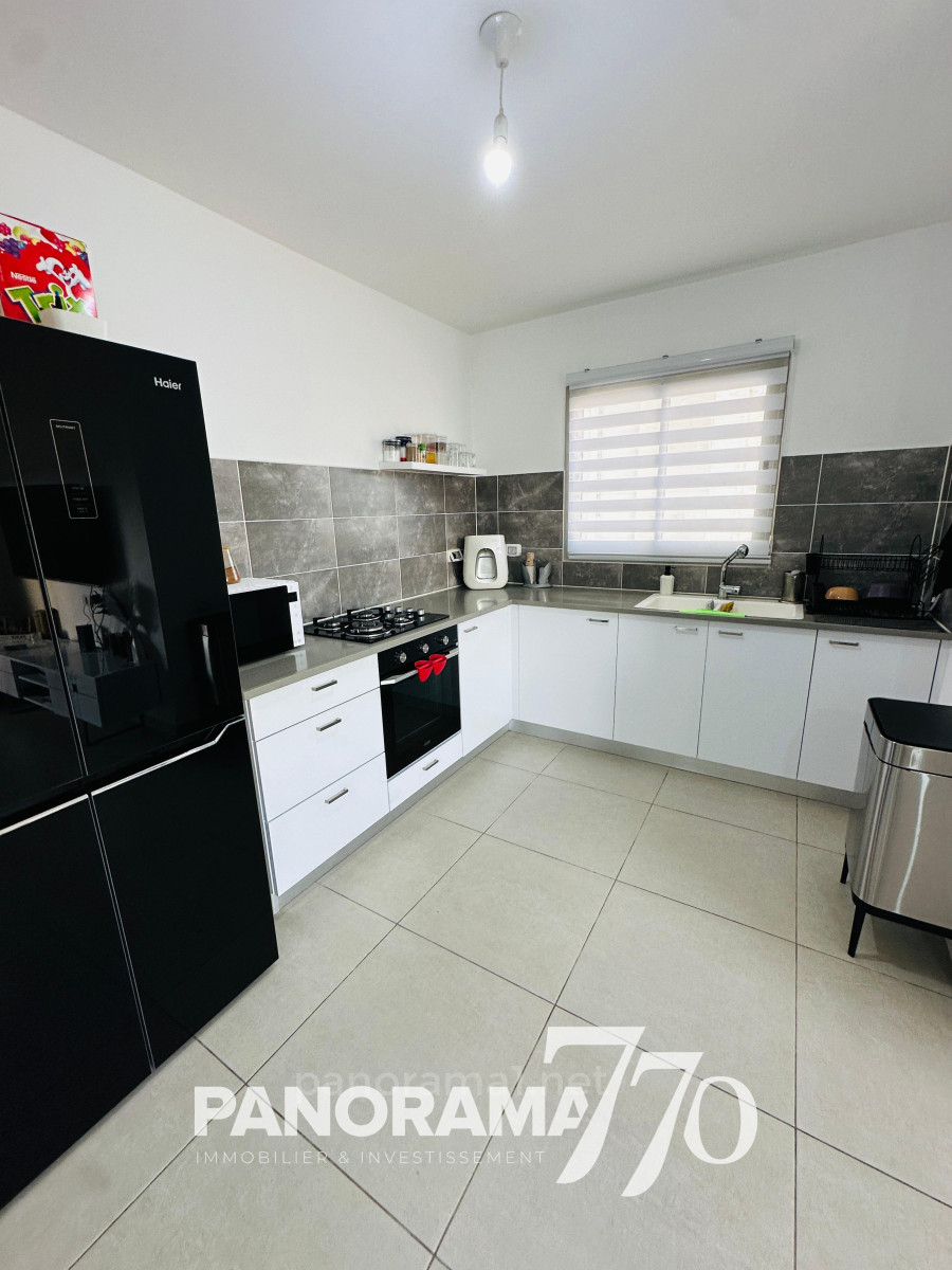 Apartamento 3 cômodos Ascalão Barnea 233-IBL-1618