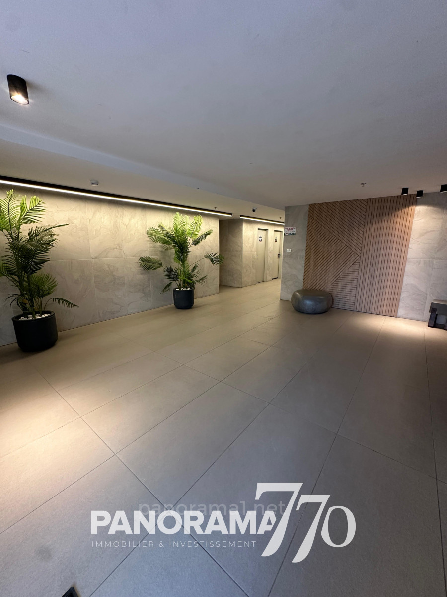 Apartamento 3 cômodos Ascalão Barnea 233-IBL-1618