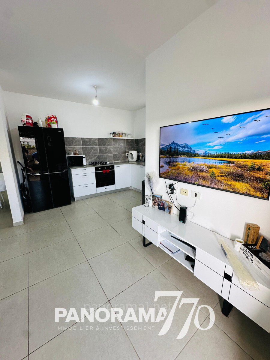 Apartamento 3 cômodos Ascalão Barnea 233-IBL-1618