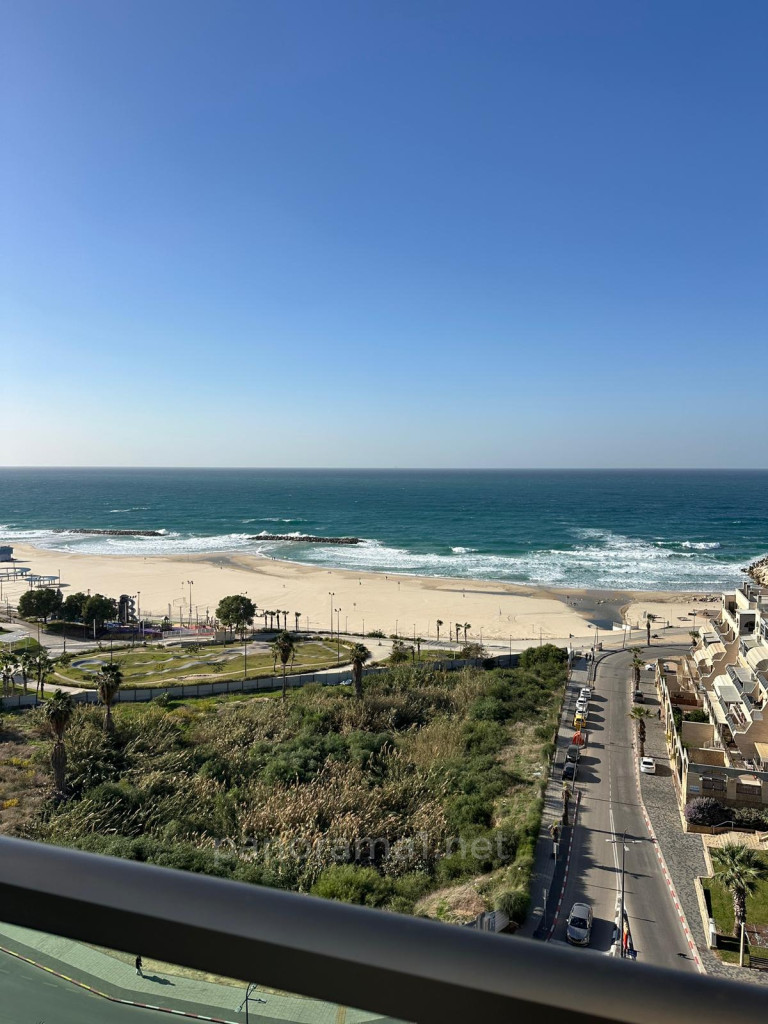 Apartamento 3 cômodos Ascalão Marina 233-IBL-1636