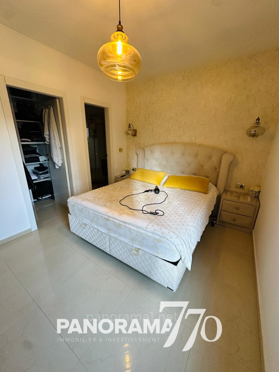 Apartamento 5 cômodos Ascalão Barnea 233-IBL-1644