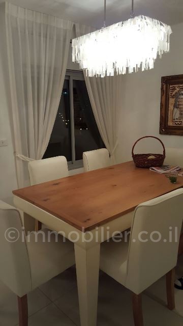 Cobertura 5 cômodos Ascalão Neve Dkalim 233-IBL-827