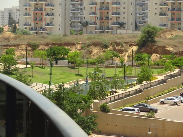 Apartamento 5 cômodos Ascalão Barnea 233-IBL-969