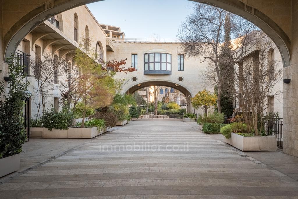 Cobertura 4 cômodos Jerusalém Mamila 245-IBL-1600