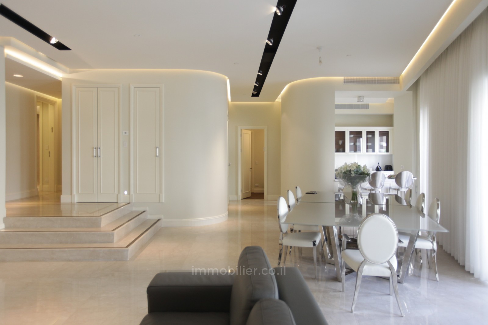 Apartamento 4 cômodos Jerusalém Centro da cidade 245-IBL-1604