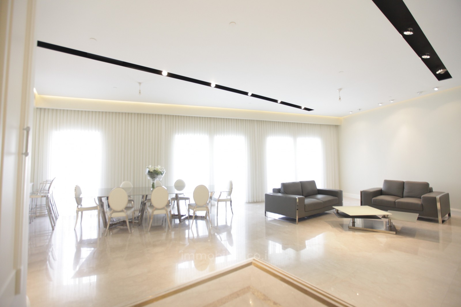 Apartamento 4 cômodos Jerusalém Centro da cidade 245-IBL-1604