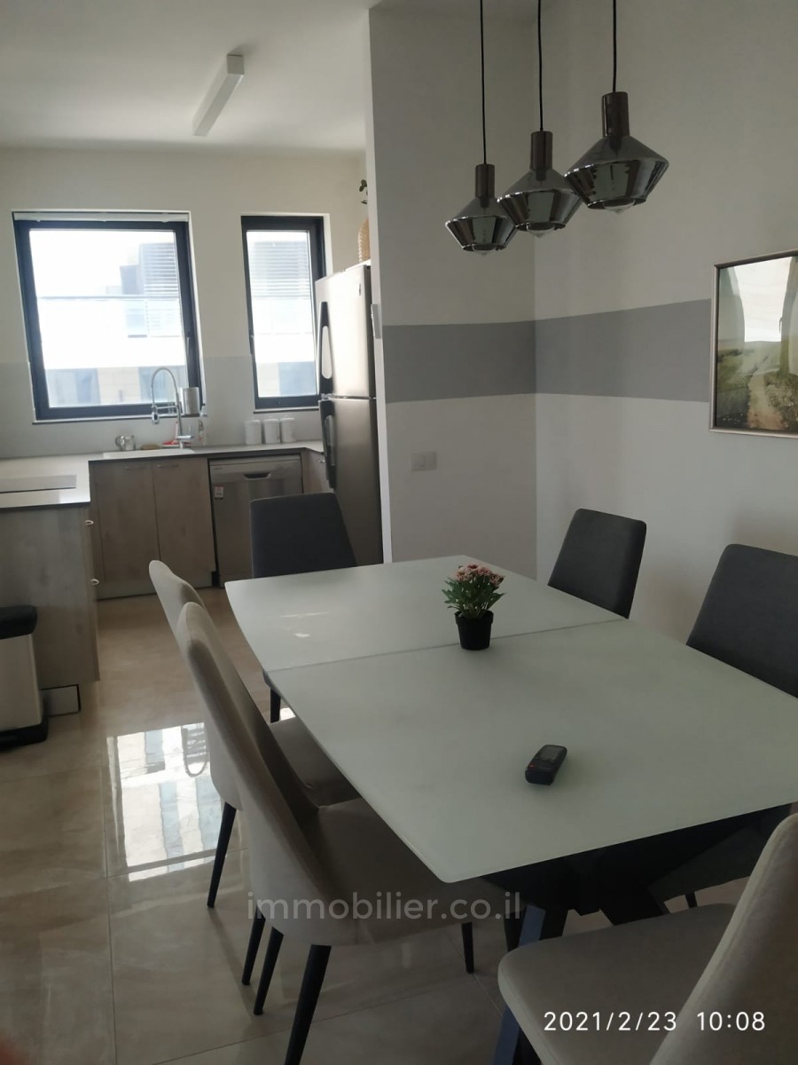 Apartamento 4 cômodos Jerusalém Centro da cidade 245-IBL-1646
