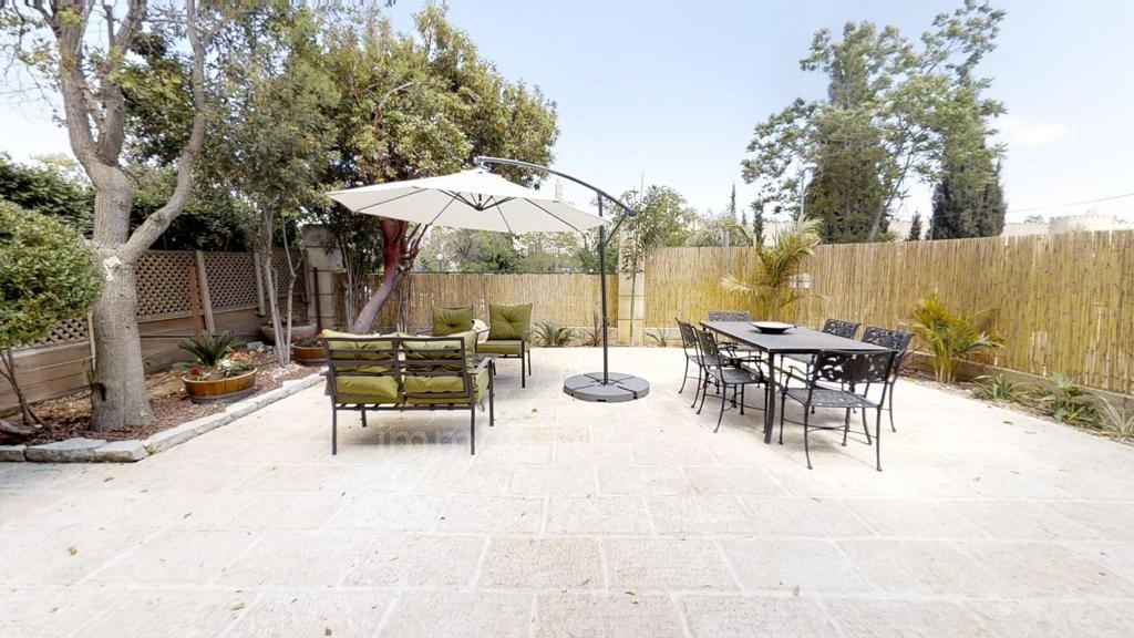 Duplex 5 cômodos Jerusalém Mamila 245-IBL-1715