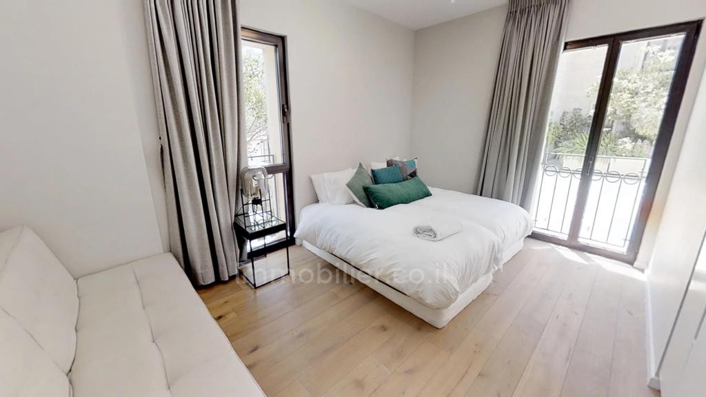 Duplex 5 cômodos Jerusalém Mamila 245-IBL-1715