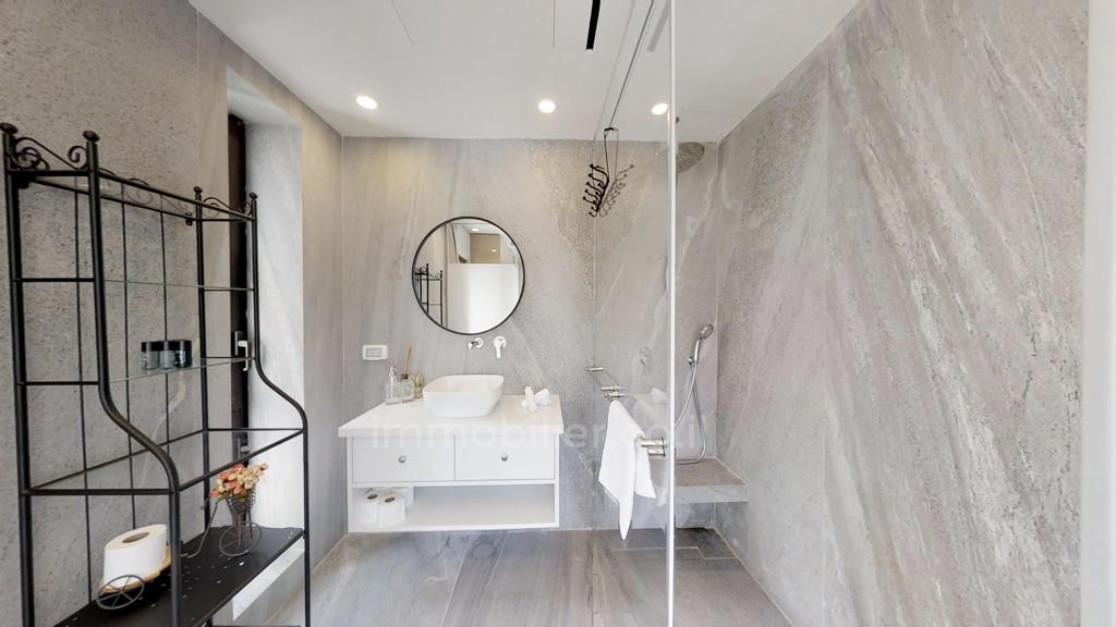 Duplex 5 cômodos Jerusalém Mamila 245-IBL-1715