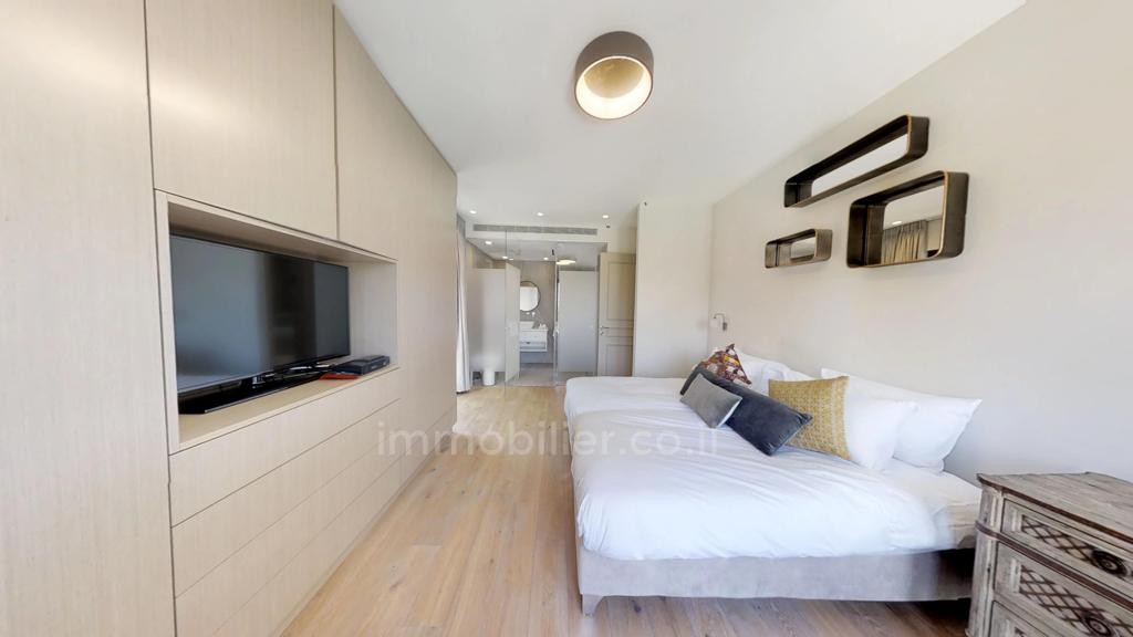 Duplex 5 cômodos Jerusalém Mamila 245-IBL-1715