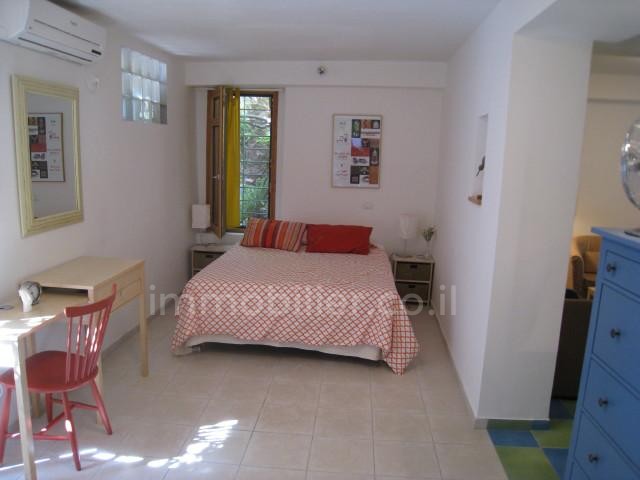 Apartamento garden 2 cômodos Jerusalém Moshava Germanit 245-IBL-1774
