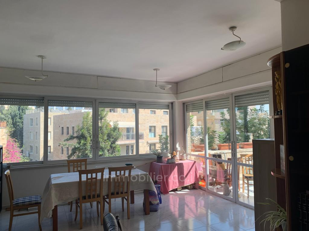 Apartamento 4 cômodos Jerusalém Moshava Germanit 245-IBL-1784